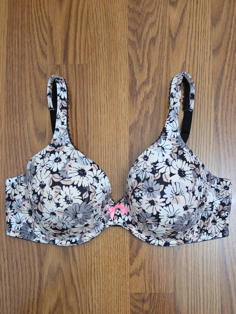 Victoria's Secret Body By Victoria Floral Lined Perfect Coverage Pushup Bra/ 36C